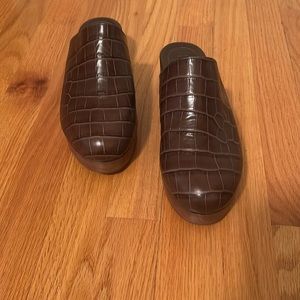 AQUA brown wood sole clogs